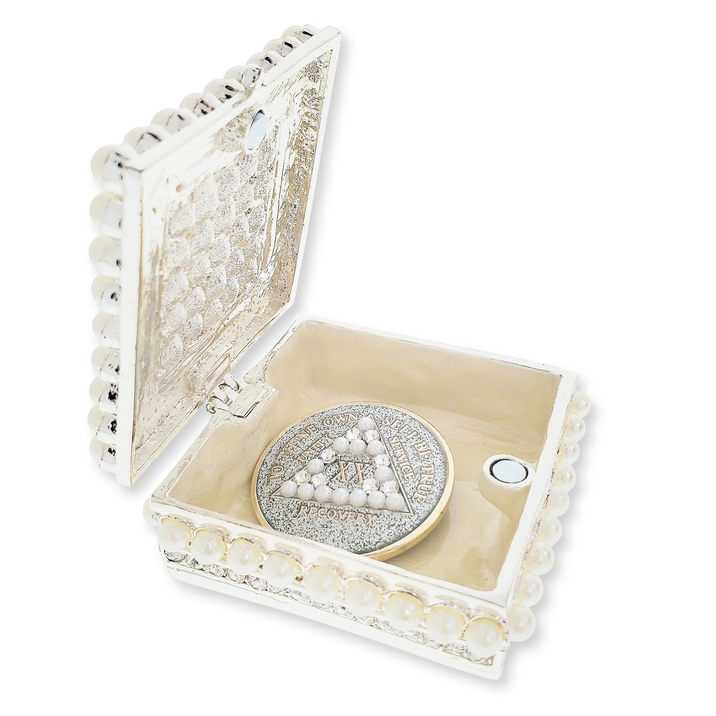 Pearl Box Chip Holder with matching Medallion