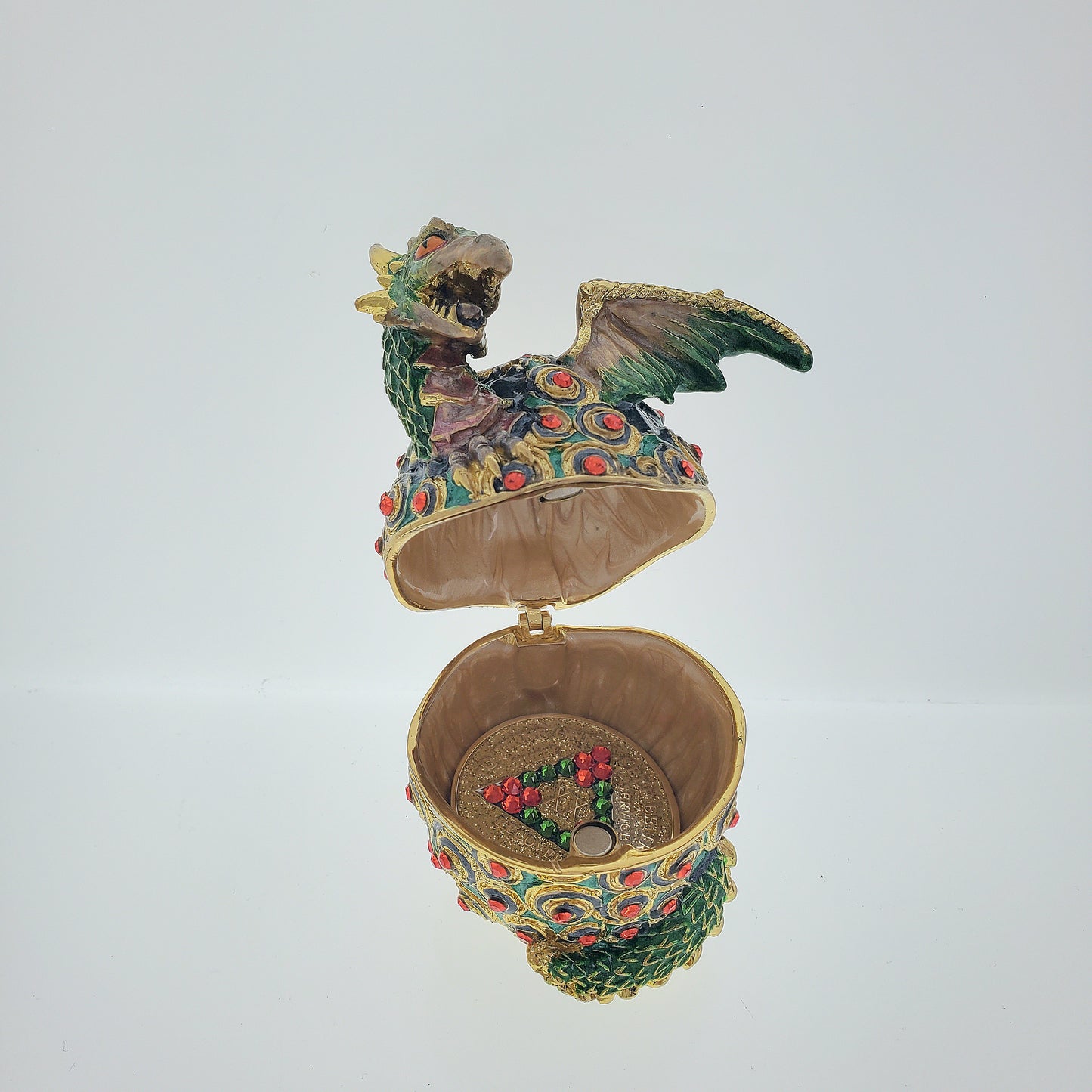 Dragon Egg Bling Box with matching Medallion