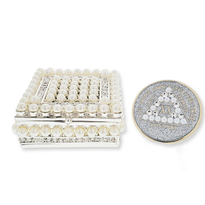 Pearl Box Chip Holder with matching Medallion