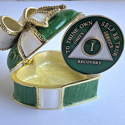 Green Heart Bling box Chip Holder with Matching Green Crystalized Medallion
